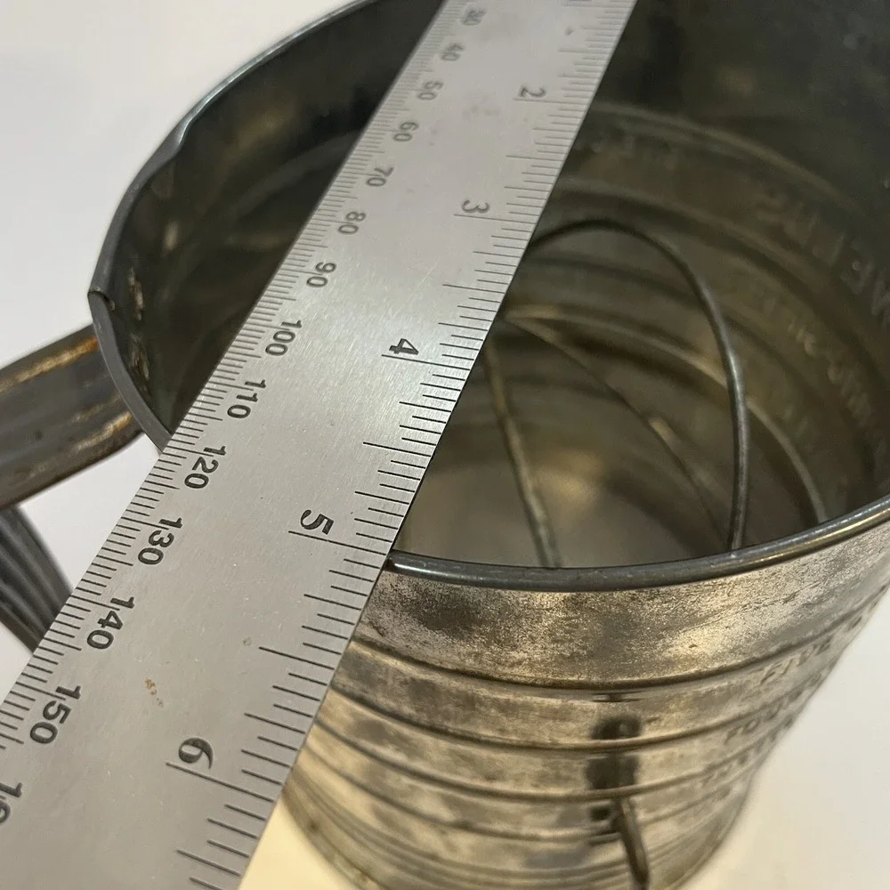 Bromwell's Measuring Sifter Metal Black Handle Crank 5 Cup Vintage USA Silver